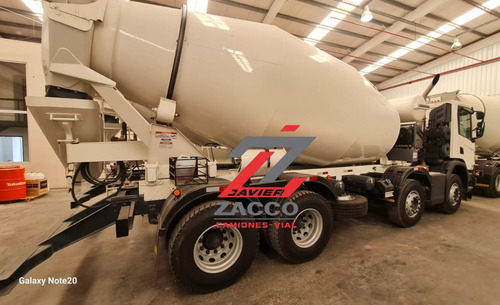 P320 Xt 8x4 Con Mixer 11m³ Motohormigonero Igual A Nuevo