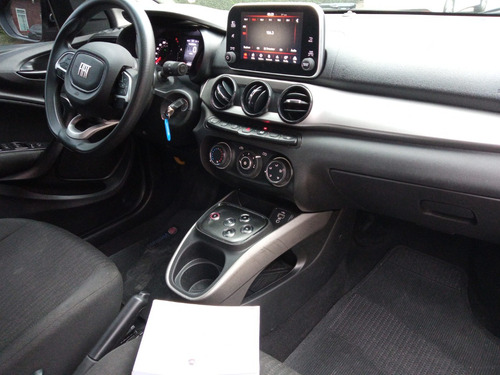 Fiat Cronos 1.3 Drive Gsr Flex 4p