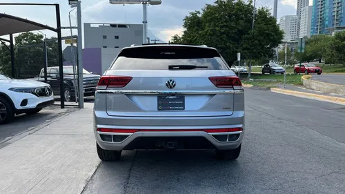 Volkswagen Teramont Cross Sport R-line 2022