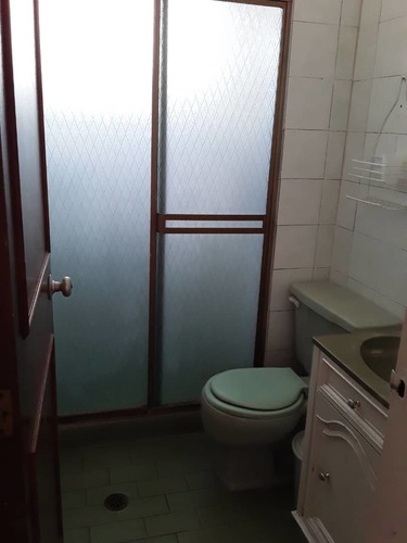 Imagen 4 de 8 de Alquilo Apartamento Urb. El Centro