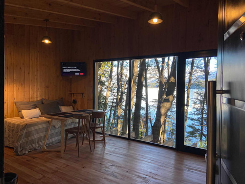 Alquiler Bariloche. Tiny House Sobre Lago Nahuel Huapi