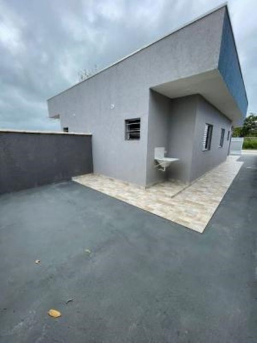 Imagem 10 de 12 de Casa Na Praia De Itanhaém/sp! Com 2 Quartos, Aceita Financiamento Bancário!