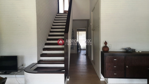 Casa En Punta Del Este, Playa Mansa, Cerca Del Mar, Venta, Alquiler Anual, Y Temporada- Ref: 6622