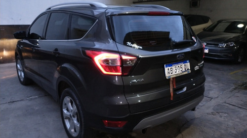 Ford Kuga Titanium