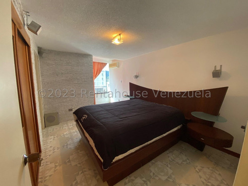 L.l/ Apartamento Amoblado En Venta Ubicado En El Cigarral