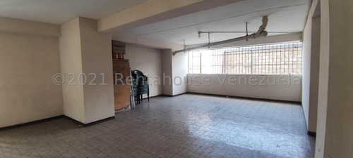 Imagen 14 de 15 de Apartamento En Venta El Bosque Maracay 22-6058 Wjo