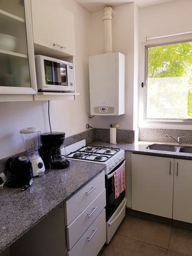 Imagen 8 de 14 de Departamento En Alquiler Temporario - Bosque Alto En Pilar
