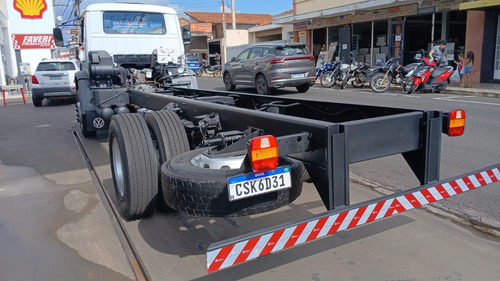 Vw 17180