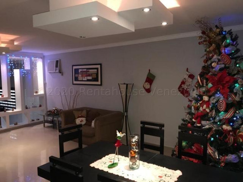 Imagen 2 de 12 de Casa Con Piscina En Venta Barata En Maracaibo