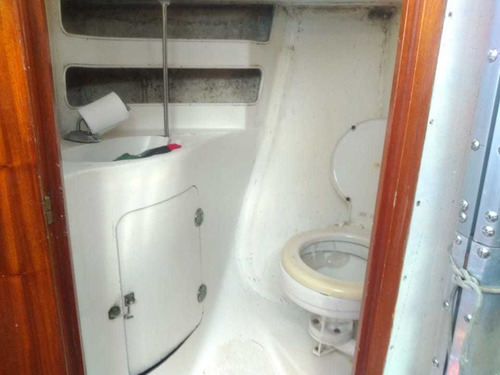 Velero Mitiaro 25.8