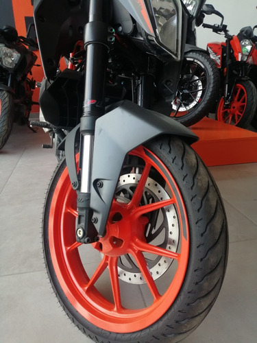 Imagen 11 de 11 de Ktm Duke 250 (2022)