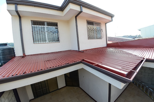 Imagen 11 de 23 de Linda Casa Ubicada En Jardines De Aguacaliente, Cartago