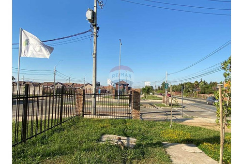 Se Vende Excelente Casa En Parque San Valentin.