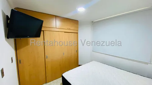 Apto Alquiler Los Naranjos De Las Mercedes. Codigo: 25-18428 Cm
