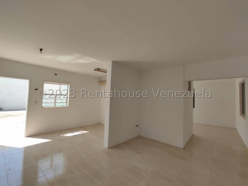Galpon Comercial Industrial En Venta Zona Ind El Piñonal 10291mts Reciente Remodelacion Banco Transformadores Pisos Cementados Estef 24-7967