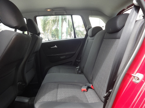 Volkswagen Suran Trendline 1.6 { Unico Dueño - Excelente }