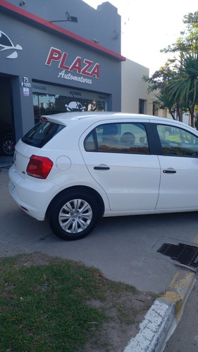 Imagen 3 de 15 de Volkswagen Gol Trend 1.6 Trendline 101cv 2017