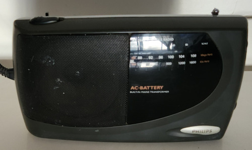 Radio Philips Mod. Ae2140 Am/fm Negro (Usado)