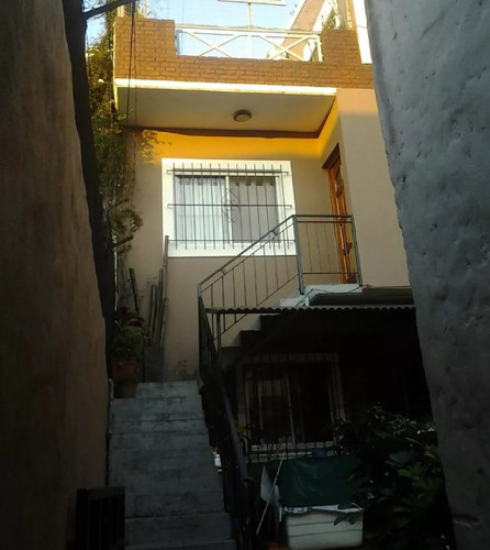 Casa Con Depto En Venta - 5 Ambientes Con Patio En Tigre/ Tigre Centro
