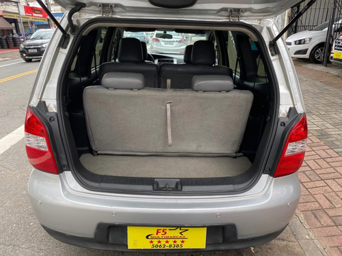 Imagem 7 de 12 de Livina Grand 7 Lugares + Automático + Flex + Couro
