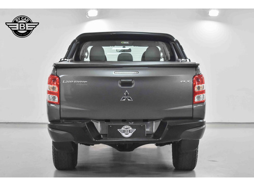 Mitsubishi L200 Triton 2.4 16V TURBO DIESEL OUTDOOR GLX CD 4X4 MANUAL