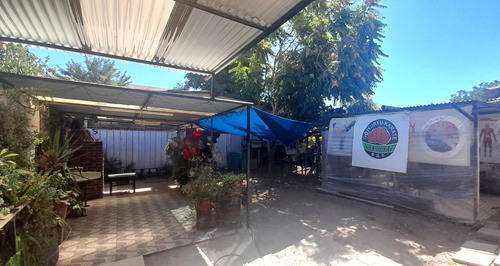 Linda Casa En Barrio Residencial Santiago