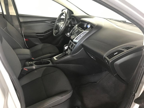 Imagen 7 de 13 de Ford Focus Se 2012