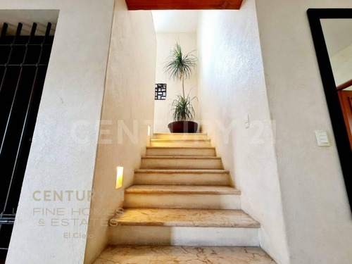 Venta De Casa En La Vista Country Club, Atlixcáyotl, Puebla, De 3 Recámaras