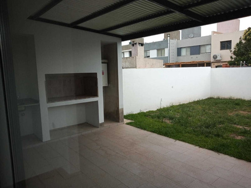 Imagen 4 de 12 de Duplex A Estrenar Chacra Del Norte