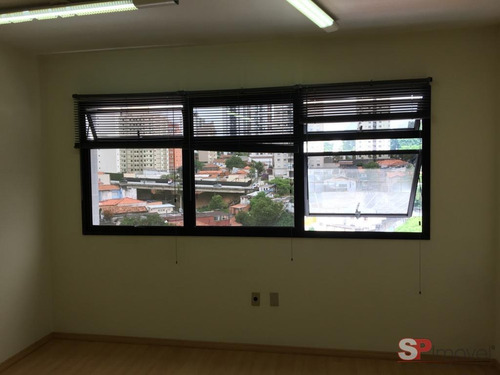 Sala Comercial Com Excelente Localização.