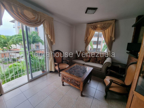 Daniela Linarez Vende Apartamentos En Avenida Hernan Garmendia Via El Ujano Con 93m2 De Construccion 3 Habitaciones 2 Baños En Piso Bajo Vigilancia Las 24 Horas Zona Este Barquisimeto Contáctanos