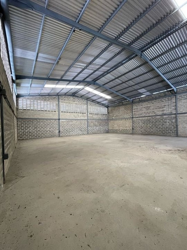 Imagen 5 de 12 de Galpón A Estrenar En Condominio Privado En Cagua