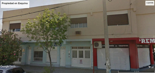 Imagen 2 de 3 de Vendo Terreno 200 M2 Con Local - Deptos Y Oficinas X 389 M2