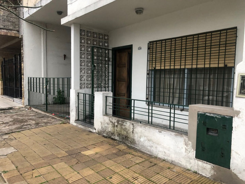 Casa En Venta En Caseros