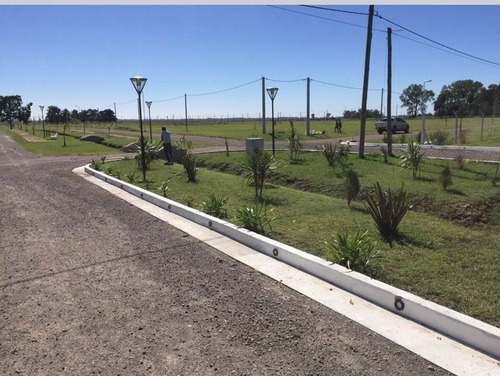 Imagen 5 de 10 de Excelentes Lotes En Venta En Barrio Cerrado Sobre Ruta 11
