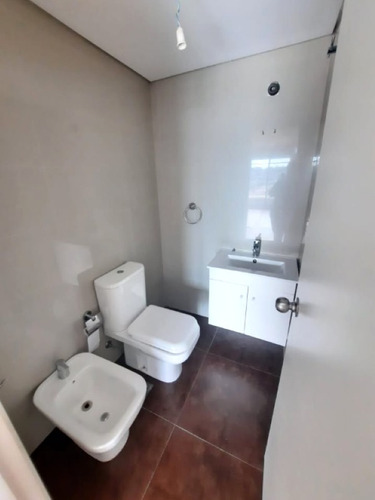 E-tower Campiglia/frente/2 Dormitorios/68m2/terraza/a.a./av.italia