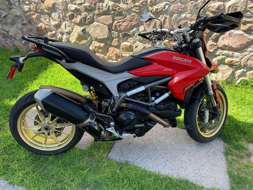 Imagen 8 de 10 de Ducati Hyperstrada