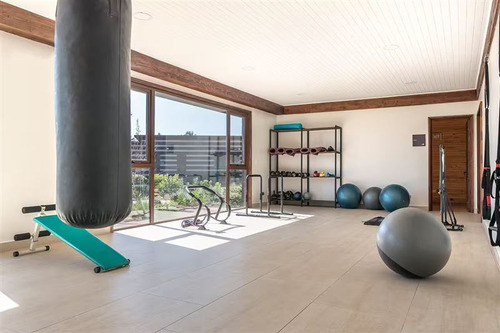 Casa En Arriendo De 5 Dorm. En Puchuncaví