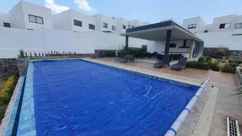 Casa En Venta En Zibata, Hermosa Casa Con Gran Plusvalia En Zibata !