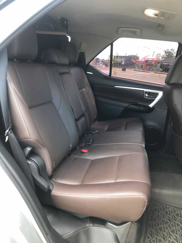 Imagem 7 de 14 de Toyota Sw4 2020 2.8 Tdi Srx 7l 4x4 Aut. 5p