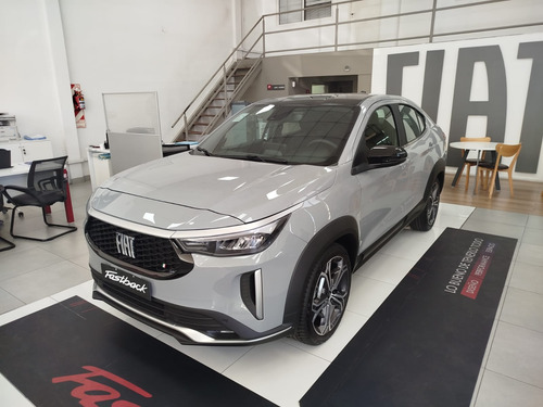 Fiat FASTBACK 1.3 T270 At6