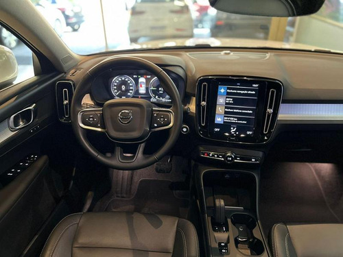 Volvo XC40 Xc40 T5h Momentu