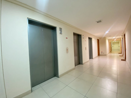 Compre Sin Comisión/ Estoril/ Oficina Con 2p / 2b + 1 Est.