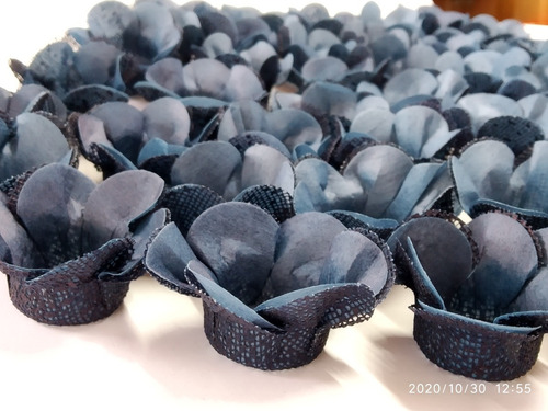 Imagem 4 de 10 de 50 Forminhas Doces Finos Flor Tela E Tecido Casamento