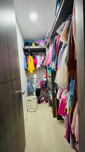 Imagen 27 de 28 de Espectacular Apartamento En Venta, Amplio Balcon Con Vista Garantizada Envigado
