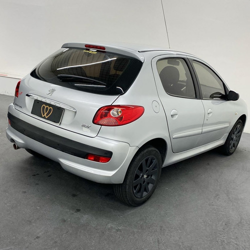 Imagem 4 de 8 de Peugeot 207 Sw Xr Sport 1.4 Flex 8v 5p 2011/2011