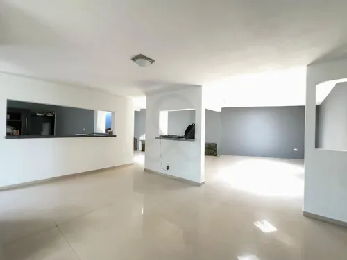 Casa En Venta Con Terraza Y Opción De Ampliación