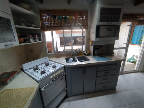 Casa En Venta 4 Ambientes, 2 Baños, Garage Y Quincho En Venta Barrio Los Tilos, Mar Del Plata