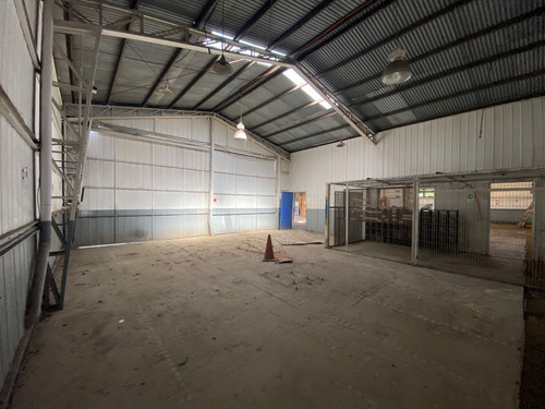 Arriendo Amplio Terreno Con Bodega, Salida Sur Temuco