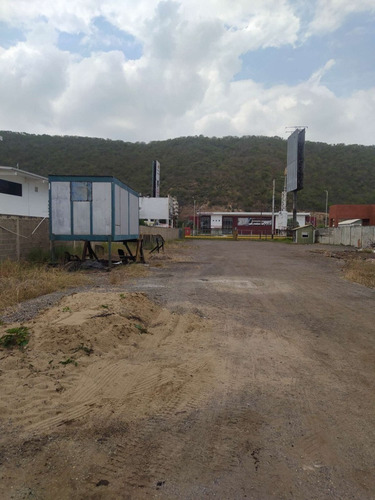 Imagen 4 de 7 de En Venta Terreno En La Av Intercomunal Sector Las Garzas
